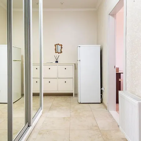 In The Heart Of City, 1-2 Bedrooms With An In-house Restaurant Apartment Chisinau