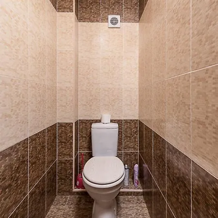 In The Heart Of City, 1-2 Bedrooms With An In-house Restaurant * Chisinau